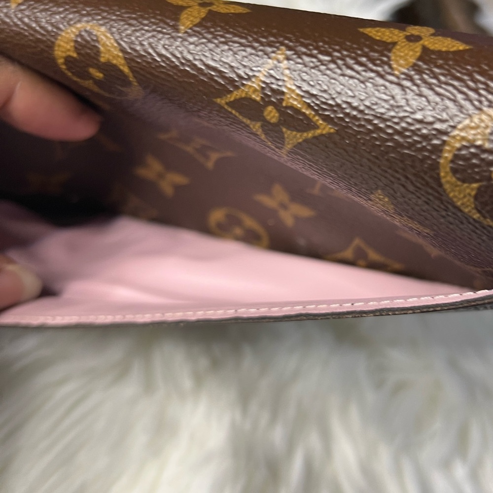 ❌SOLD❌ Louis Vuitton Monogram Canvas Sarah Wallet with Pink Interior Authentic - Picture 8 of 10
